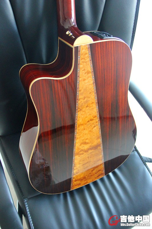Takamine EG363_5.jpg