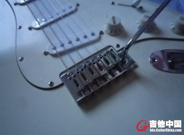 S4EFUDE_Y4HO1MS~0CNIU[F.jpg