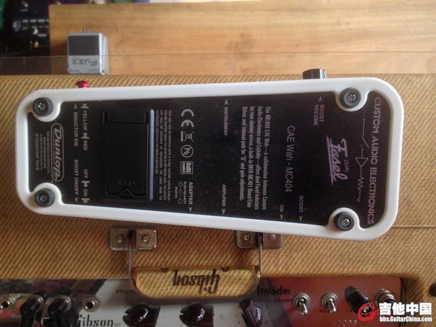 DUNLOP COSTOM AUDIO MC404-07.JPG