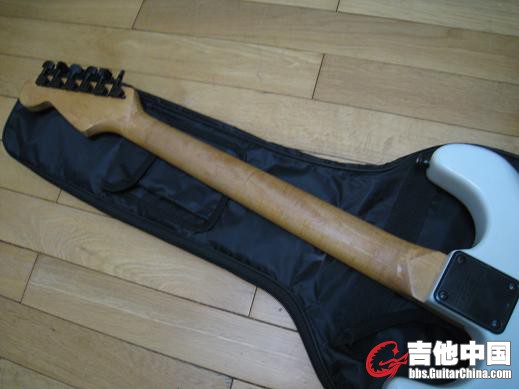 schecter. bai. 020.jpg